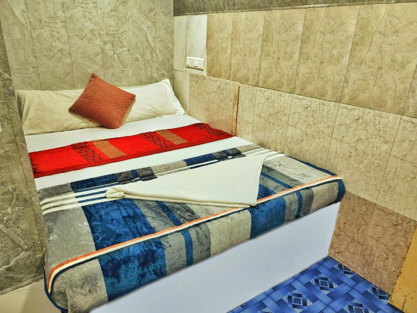 Amaan Hotel Mumbai Ngoại thất bức ảnh