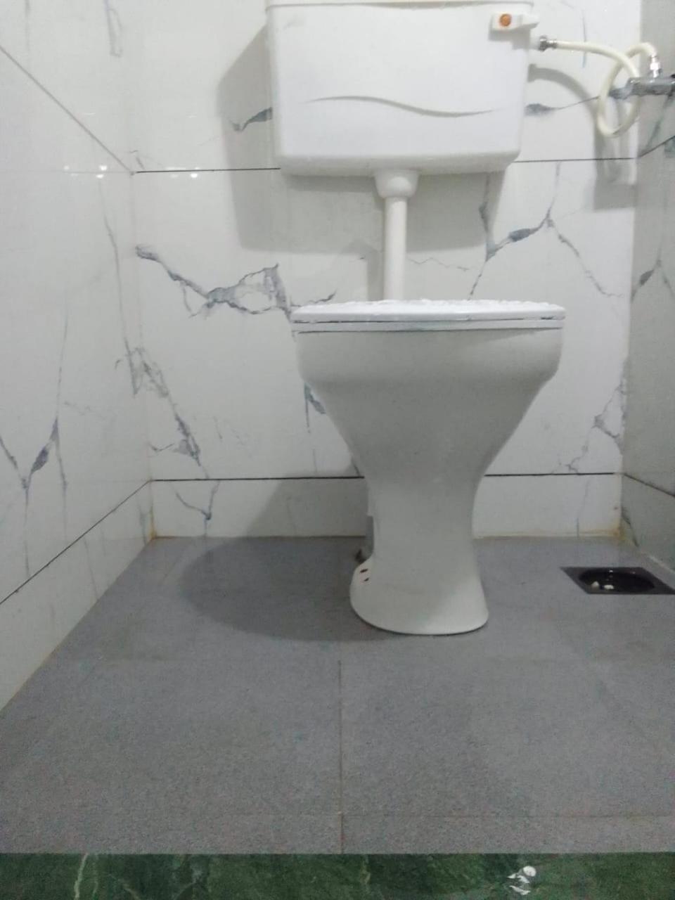 Amaan Hotel Mumbai Ngoại thất bức ảnh