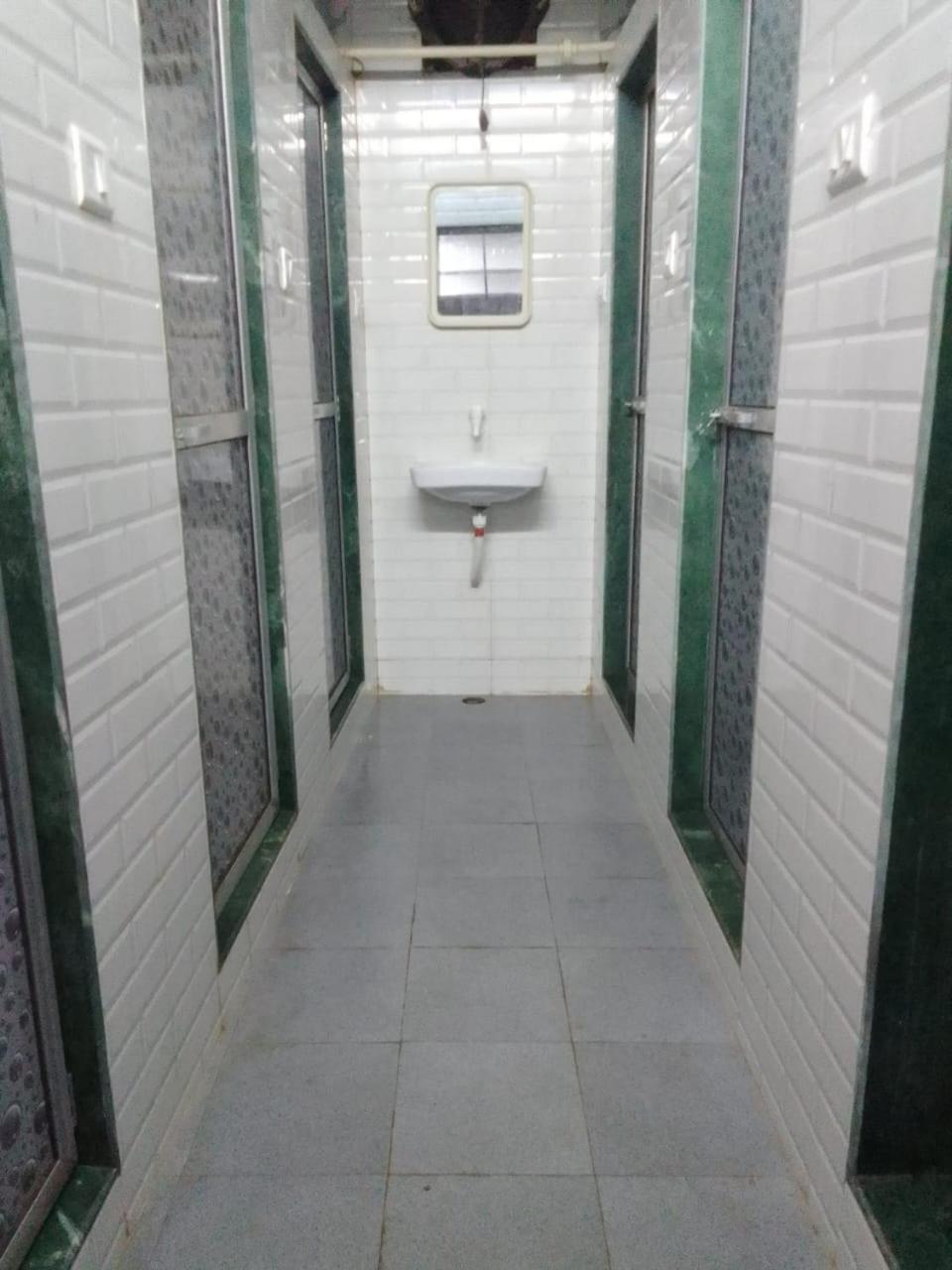 Amaan Hotel Mumbai Ngoại thất bức ảnh